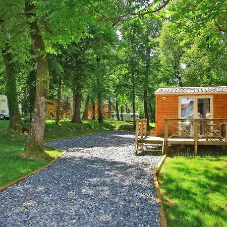 Cosy Avec Terrasse - 4 Pers. - Api-1-52-2117