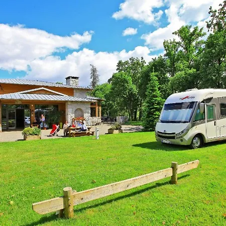 Cosy Avec Terrasse - 4 Pers. - Api-1-52-2117 Kemping *