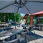 Cosy Avec Terrasse - 4 Pers. - Api-1-52-2117 キャンプ場