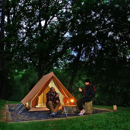 Campsite Cosy Avec Terrasse - 4 Pers. - Api-1-52-2117 Albi